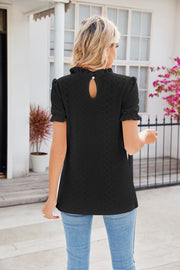 Fashion lacework round neck top puff sleeves summer chic.