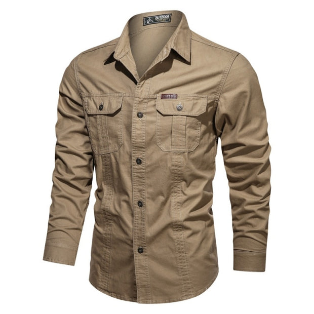 "2024s male overshirt: Military-inspired, crafted from durable cotton.